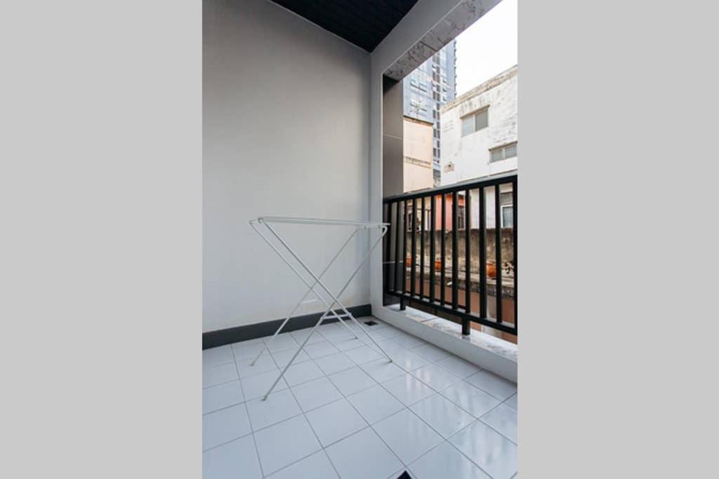 P4 Silom Large 2beds full kitchen WIFI 4-6pax Lägenhet Bangkok Exteriör bild