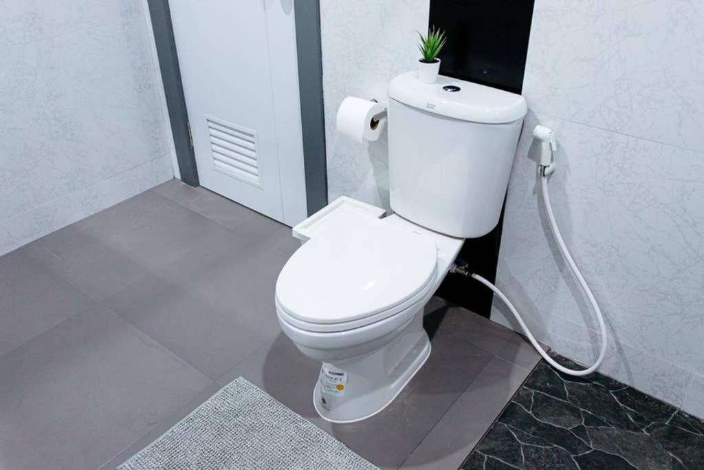 P4 Silom Large 2beds full kitchen WIFI 4-6pax Lägenhet Bangkok Exteriör bild